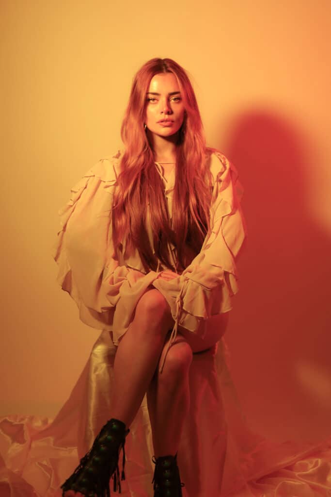 Lanaca 3 Lanaca AMA Music Agency Audionetworks